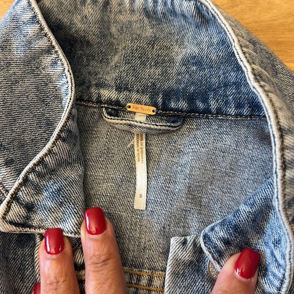 FREE PEOPLE ⭐️ jean jacket - Picture 7 of 11